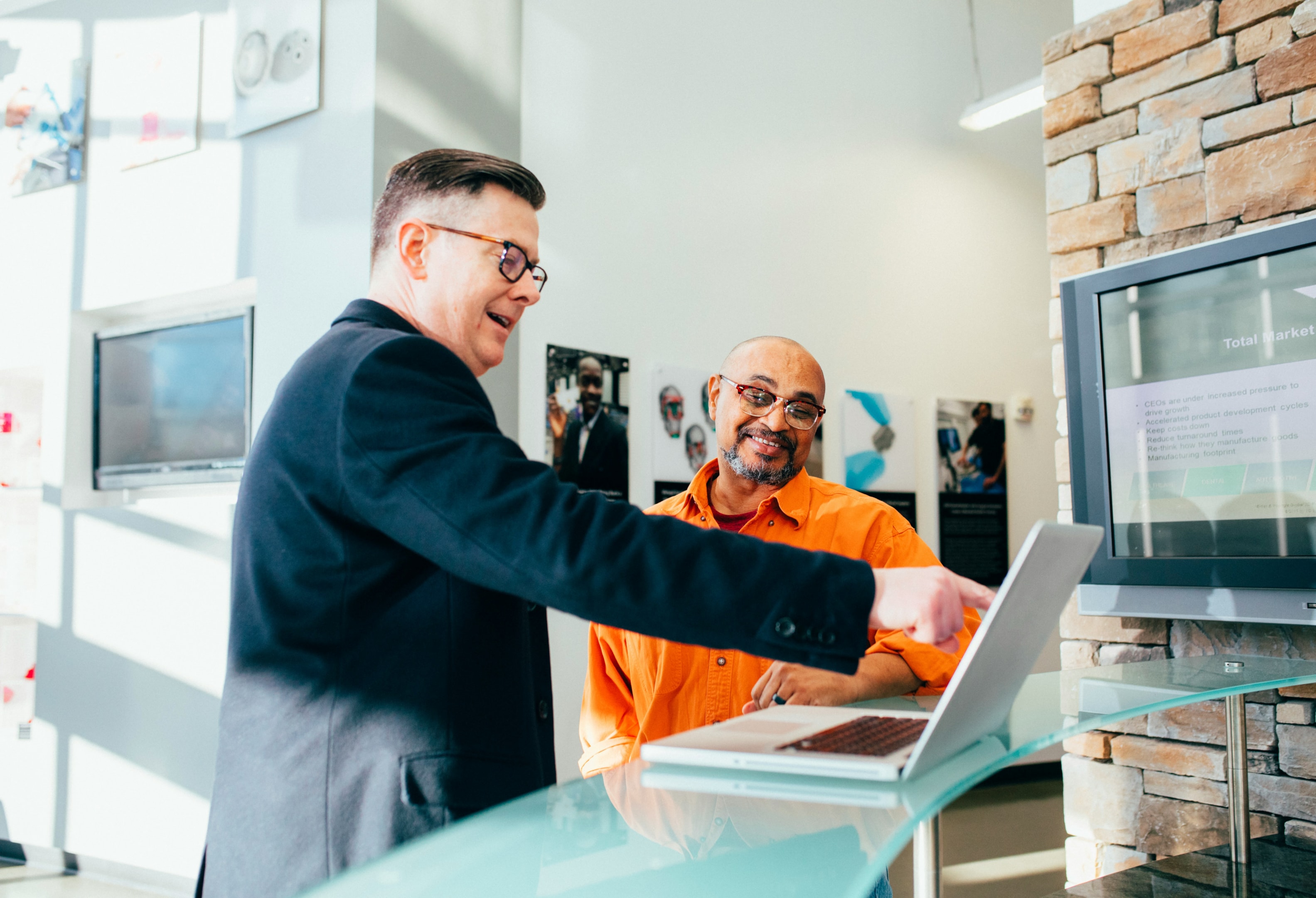 Salesforce: Understanding leads vs contacts in a customer interaction scenario.