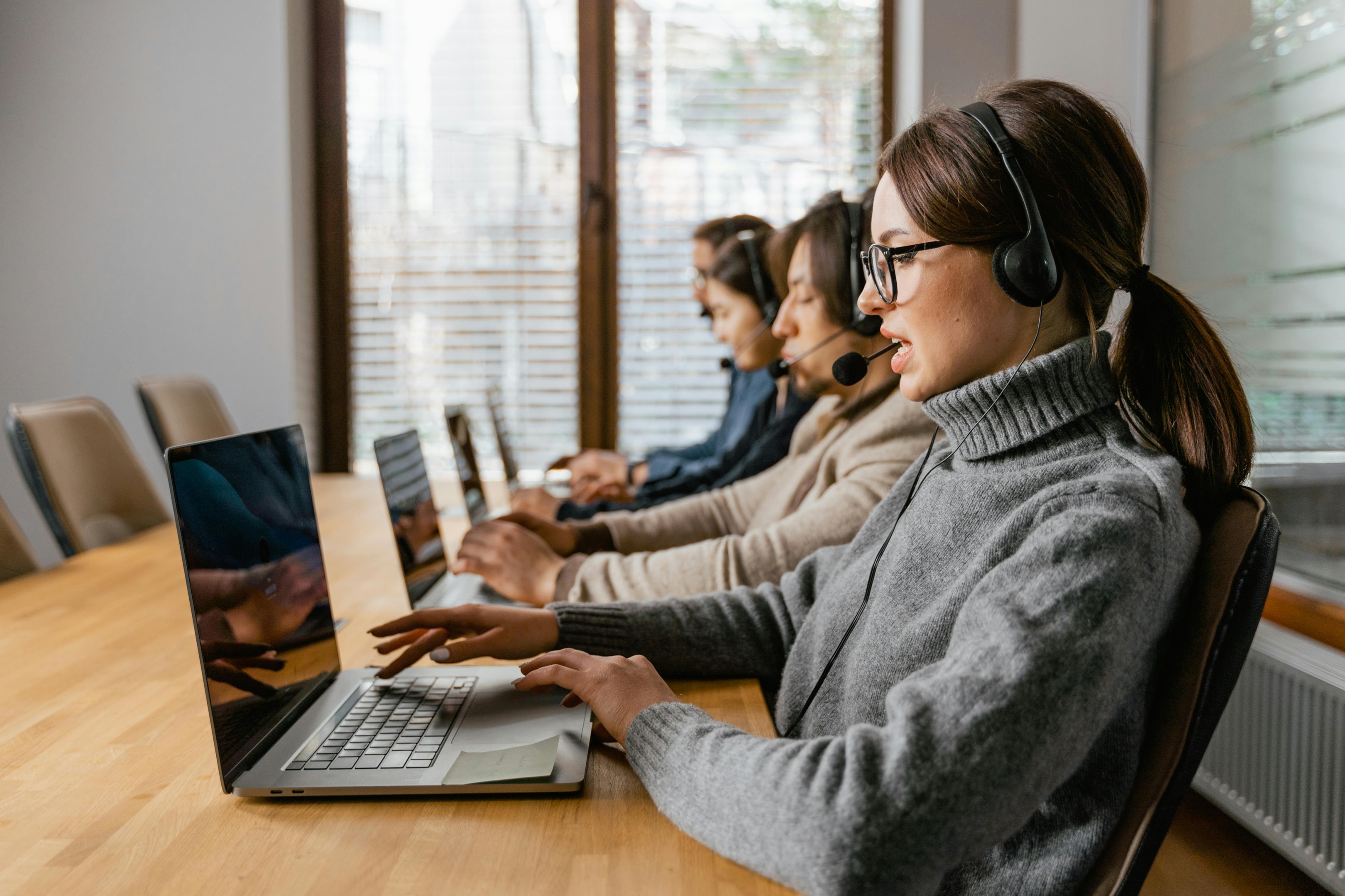 A practical guide to Salesforce: Discussing workflows and strategies with the team.
